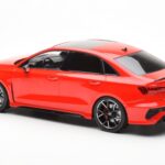 Audi RS3 8Y Sedan Rood MCG 1:18 - image 5 of 6