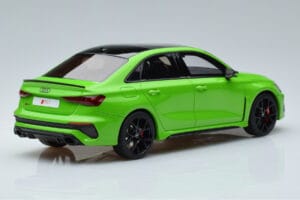 Audi RS3 8Y Sedan Groen GT Spirit 1:18 GT414 Hars — afbeelding 2 van 6