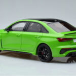 Audi RS3 8Y Sedan Groen GT Spirit 1:18 - image 5 of 6