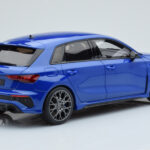 Audi RS3 8Y Sportback Performance Edition Nagaro Blauw GT Spirit 1:18 - image 2 of 5