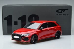 Audi RS3 8Y Sportback Rood GT Spirit 1:18 GT378 Hars — afbeelding 6 van 6