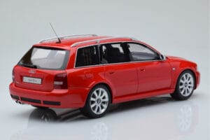 Audi RS4 B5 Avant Rood Otto 1:18 OT1026B Hars — afbeelding 2 van 6