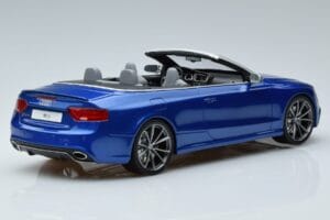 Audi RS5 B8 Cabriolet Blauw GT Spirit 1:18 ZM053 Hars — afbeelding 2 van 6