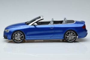 Audi RS5 B8 Cabriolet Blauw GT Spirit 1:18 ZM053 Hars — afbeelding 3 van 6