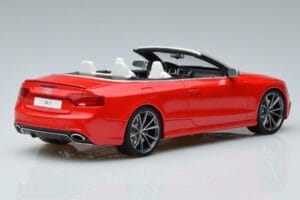 Audi RS5 B8 Cabriolet Rood GT Spirit 1:18 GT724 Hars — afbeelding 2 van 5