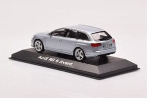 Audi RS6 C6 Monza Zilver Minichamps 1:43 5010710213 Metaal — afbeelding 3 van 4