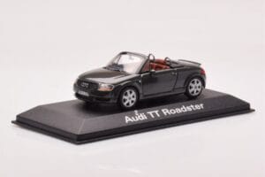 Audi TT 8N Roadster Grijs Minichamps 1:43 430017235 Metaal — afbeelding 2 van 4