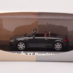 Audi TT 8N Roadster Grijs Minichamps 1:43 - image 4 of 4
