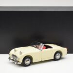 Austin-Healey Sprite Mk I Open Old English Wit Kyosho 1:18 08953EW - image 8 of 8