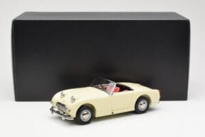 Austin-Healey Sprite Mk I Open Old English Wit Kyosho 1:18 08953EW Metaal — afbeelding 8 van 8