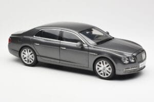 Bentley Flying Spur W12 Granite Grijs Kyosho 1:18 08891GN Metaal — afbeelding 6 van 8