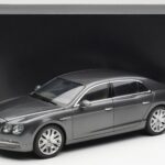 Bentley Flying Spur W12 Granite Grijs Kyosho 1:18 08891GN - image 8 of 8