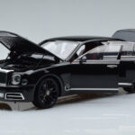 Bentley Mulsanne W.O. Edition By Mulliner Zwart Almost Real 1:18 - image 2 of 11