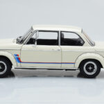 BMW 2002 Turbo Wit Kyosho 1:18 - image 5 of 8