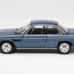 BMW 3.0 CSi E9 Blauw Metallic AUTOart 1:18 - image 4 of 8