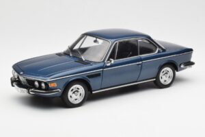 BMW 3.0 CSi E9 Blauw Metallic AUTOart 1:18