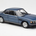 BMW 3.0 CSi E9 Blauw Metallic AUTOart 1:18 - image 6 of 8