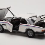 BMW 3.0 CSL E9 Wit Heritage Edition Minichamps 1:18 - image 5 of 8