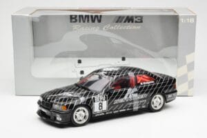 BMW 320i E36 STW #8 J. Winkelhock 1998 UT Models 1:18 39845 Metaal — afbeelding 6 van 6