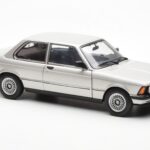 BMW 323i E21 Aspen Zilver AUTOart 1:18 - image 6 of 8