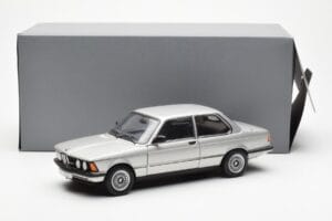 BMW 323i E21 Aspen Zilver AUTOart 1:18 80430433552 Metaal — afbeelding 8 van 8