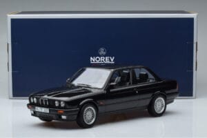 BMW 325i E30 Zwart Norev 1:18 183203 Metaal — afbeelding 6 van 6
