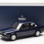 BMW 325i E30 Blauw Metallic Norev 1:18 - image 6 of 6