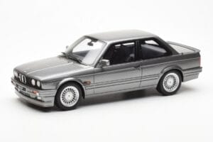 BMW 325i E30 Grijs Metallic Otto 1:18 OT571