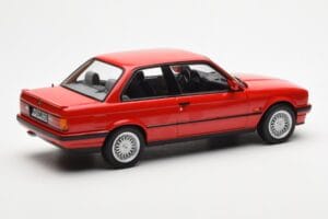 BMW 325i E30 Rood Norev 1:18 183202 Metaal — afbeelding 2 van 6