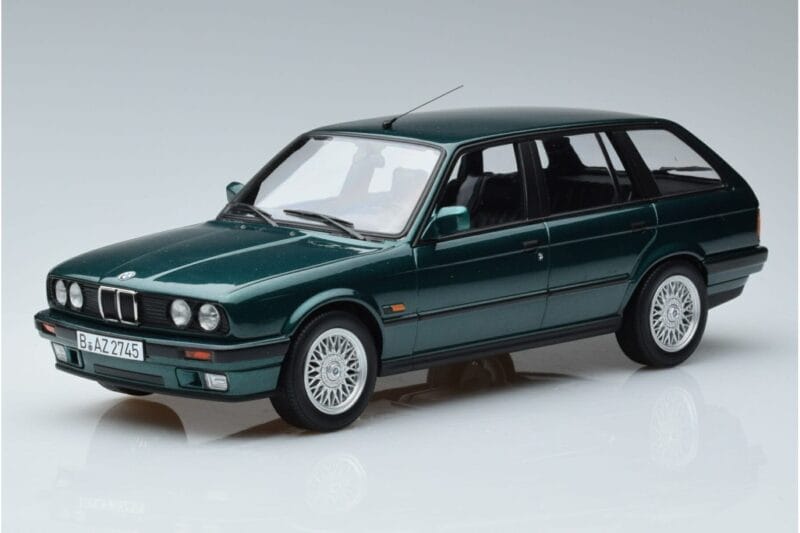 BMW 325i E30 Touring Groen Metallic Norev 1:18 183219 Metaal
