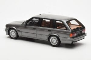 BMW 325i E30 Touring Grijs Otto 1:18 OT929 Hars — afbeelding 5 van 6