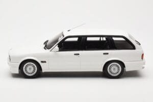 BMW 325i E30 Touring M Package Wit Otto 1:18 OT238 Hars — afbeelding 3 van 5