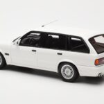 BMW 325i E30 Touring M Package Wit Otto 1:18 - image 4 of 5