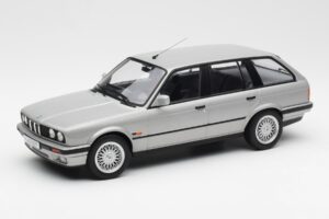 BMW 325i E30 Touring Zilver Norev 1:18 183216