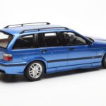 BMW 328i E36 Touring M Package Blauw Otto 1:18 - image 2 of 6