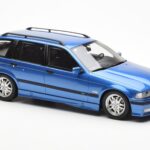 BMW 328i E36 Touring M Package Blauw Otto 1:18 - image 4 of 6