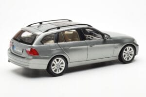 BMW 330i E91 Touring Grijs Metallic Kyosho 1:18 80430394359 Metaal — afbeelding 3 van 8