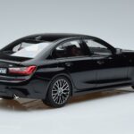 BMW 330i G20 Zwart Metallic Norev 1:18 183277 Metaal - image 3 of 7