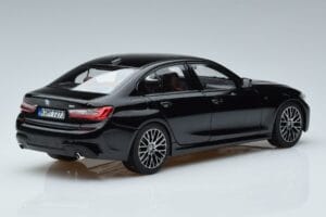 BMW 330i G20 Zwart Metallic Norev 1:18 183277 Metaal — afbeelding 3 van 7