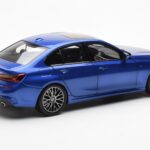 BMW 330i G20 Portimao Blauw Metallic Norev 1:18 - image 3 of 8