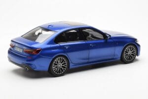 BMW 330i G20 Portimao Blauw Metallic Norev 1:18 80432450999 Metaal — afbeelding 3 van 8