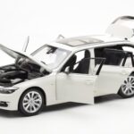 BMW 335i F31 Touring Alpine Wit Paragon 1:18 - image 2 of 8