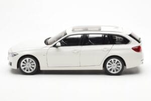 BMW 335i F31 Touring Alpine Wit Paragon 1:18 80432244242 Metaal — afbeelding 4 van 8