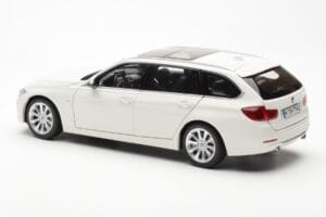 BMW 335i F31 Touring Alpine Wit Paragon 1:18 80432244242 Metaal — afbeelding 7 van 8