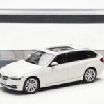 BMW 335i F31 Touring Alpine Wit Paragon 1:18 - image 8 of 8