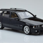 BMW 540 E39 Touring M Package Zwart Otto 1:18 - image 4 of 6