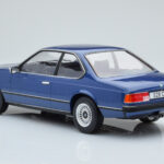 BMW 628 CSi E24 Blauw MCG 1:18 - image 4 of 5