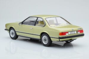 BMW 628 CSi E24 Lichtgroen MCG 1:18 MCG18163 Metaal — afbeelding 4 van 5