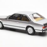 BMW 635 CSi E24 Zilver Otto 1:18 - image 5 of 6