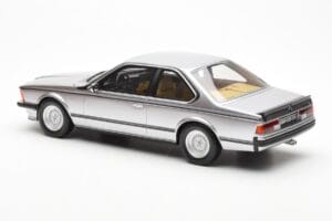 BMW 635 CSi E24 Zilver Otto 1:18 OT313 Hars — afbeelding 5 van 6